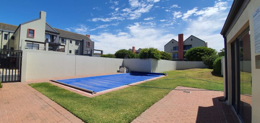 To Let 3 Bedroom Property for Rent in Royal Ascot Western Cape